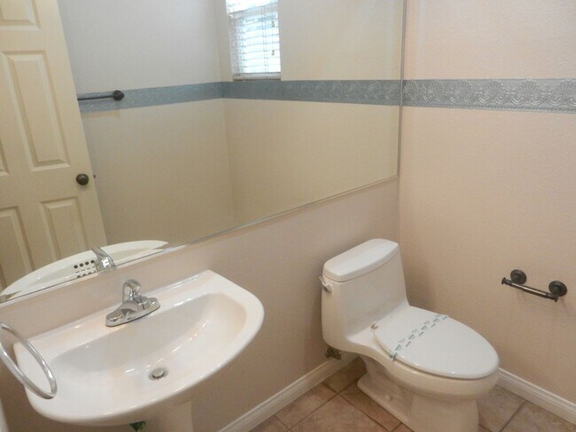 Building Photo - 3211 Rancho Quartillo