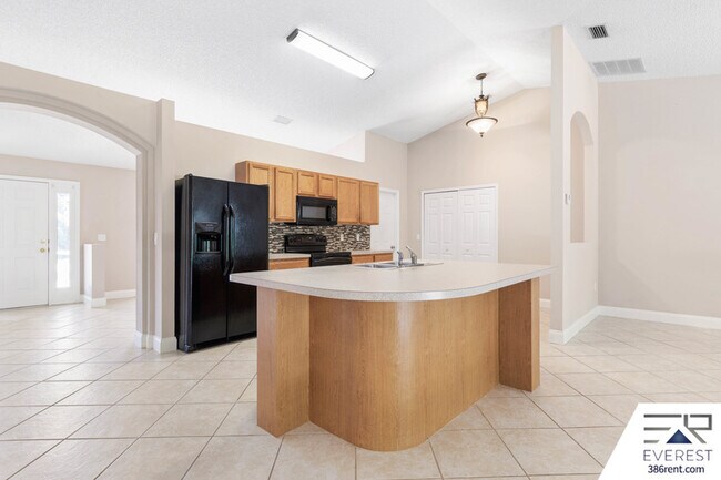 Building Photo - 59 Riverina Dr