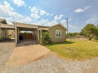 Building Photo - Cute Efficiency Studio Style Home in Shawnee!