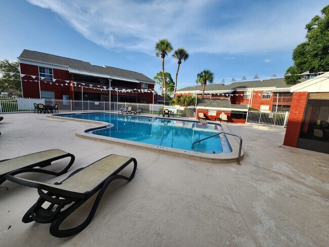 Building Photo - 8211 12th Way N