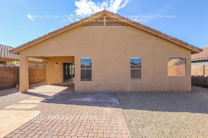 Building Photo - 35407 N Shorthorn Trail