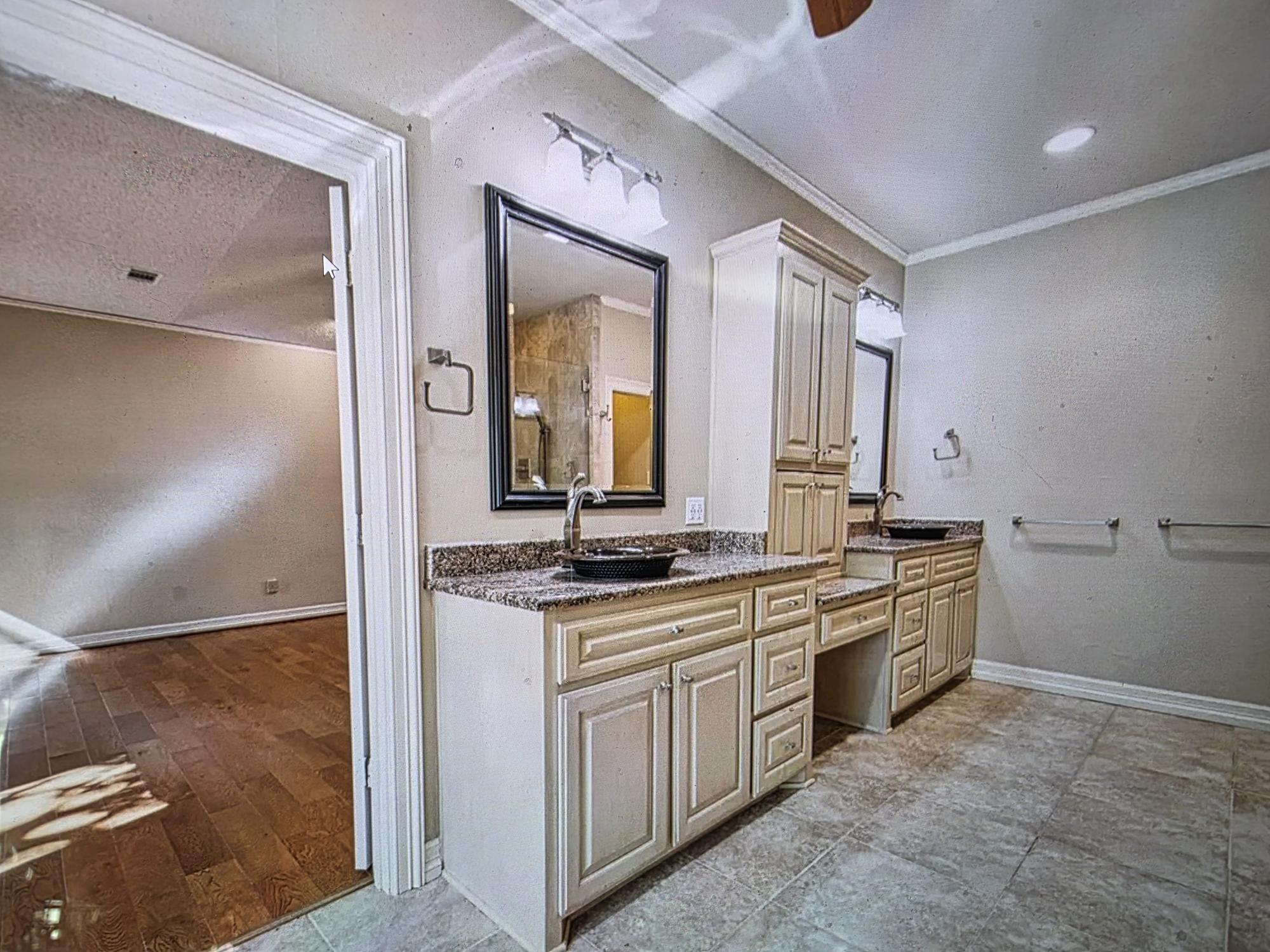 Building Photo - 2920 Burney Ln