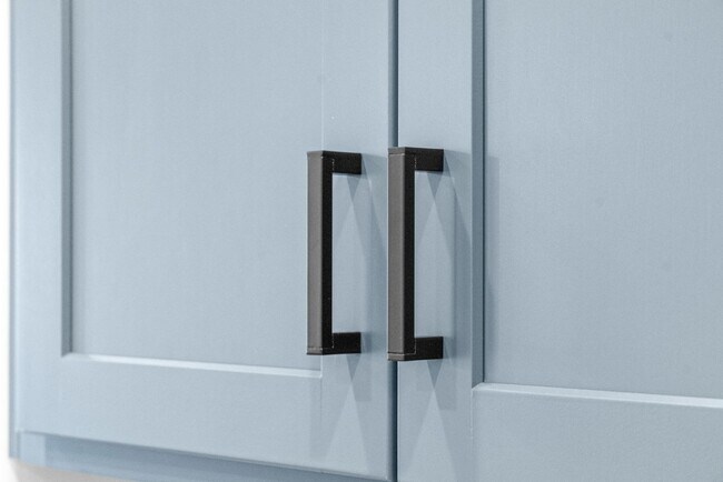 Building Photo - Luxury Townhome For Rent Near Billy Dunlop Park!