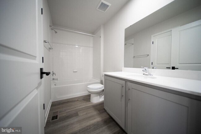 Building Photo - 442 Whirl Ln