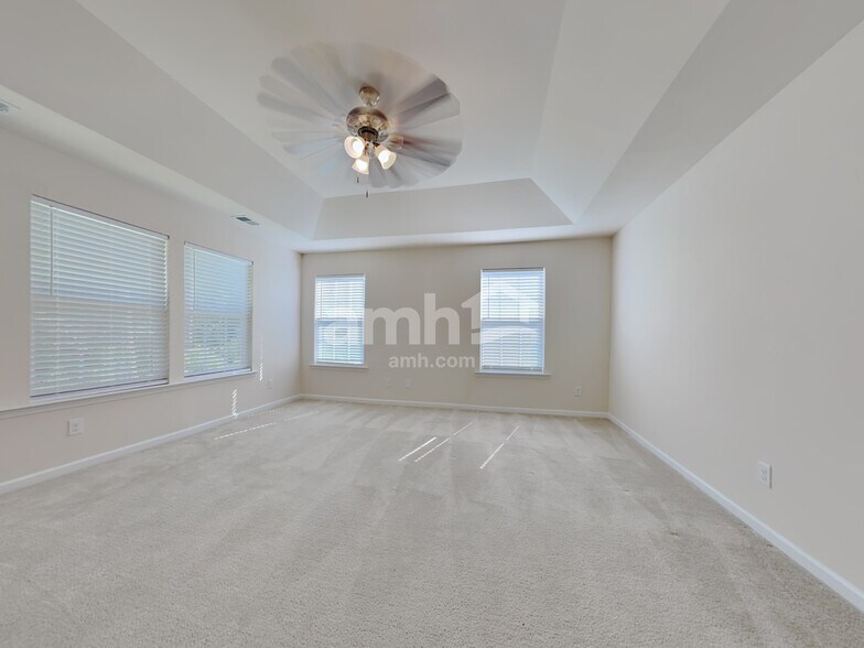 Building Photo - 85 Wando View way