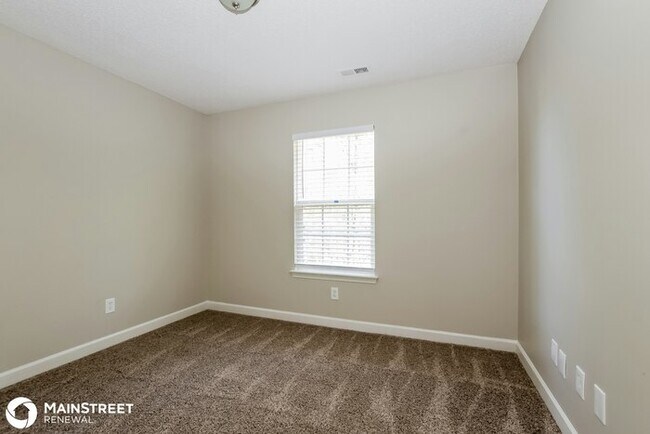 Building Photo - 320 Kingville Dr, Charlotte, NC 28213
