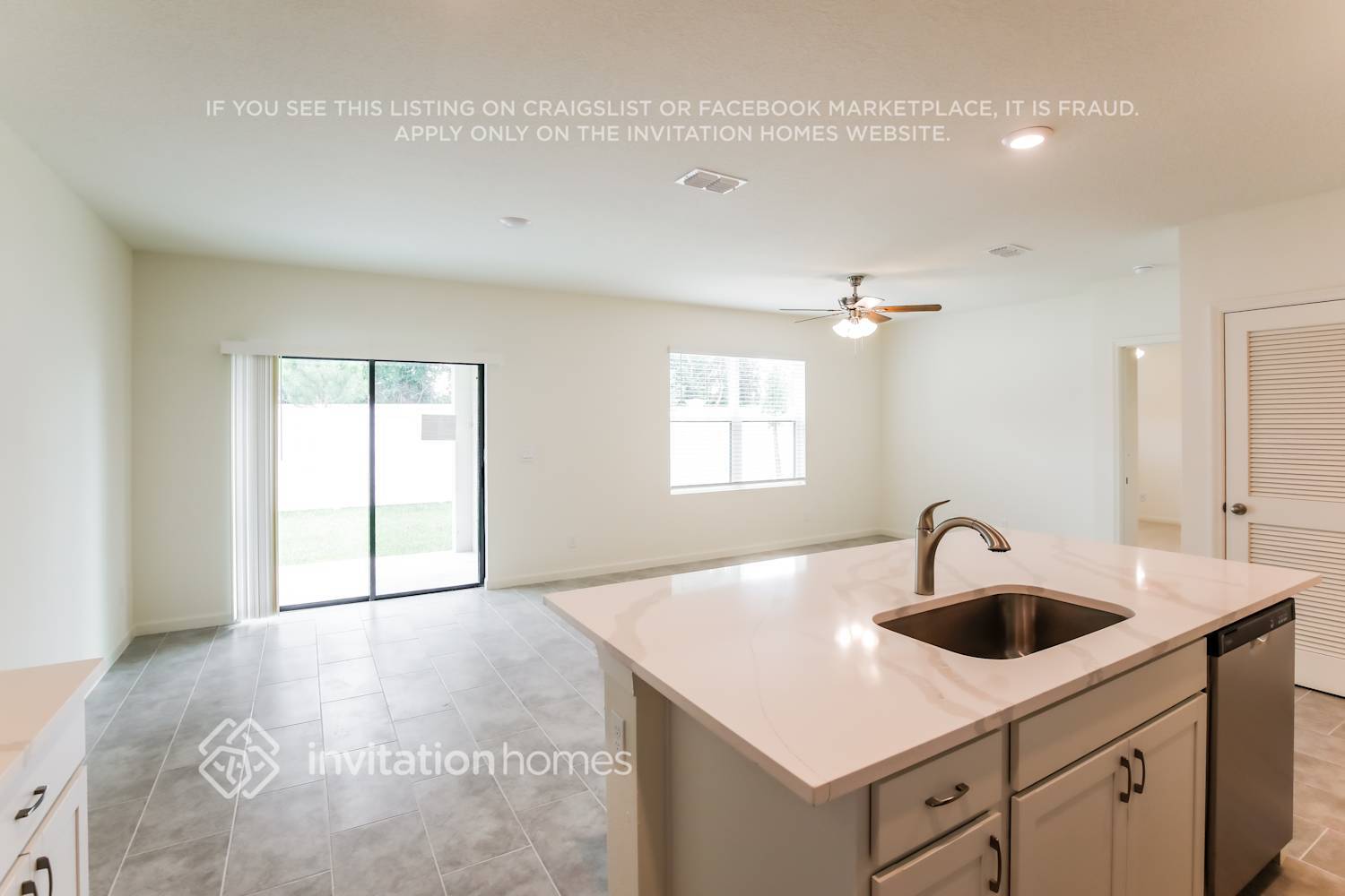 Building Photo - 533 Seaspray Dr