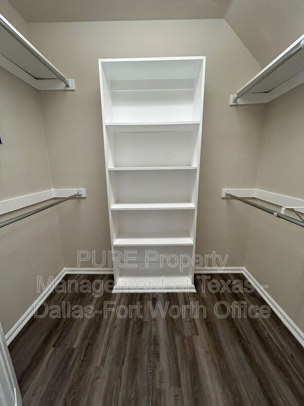 Building Photo - 625 Spanish Oak Ct