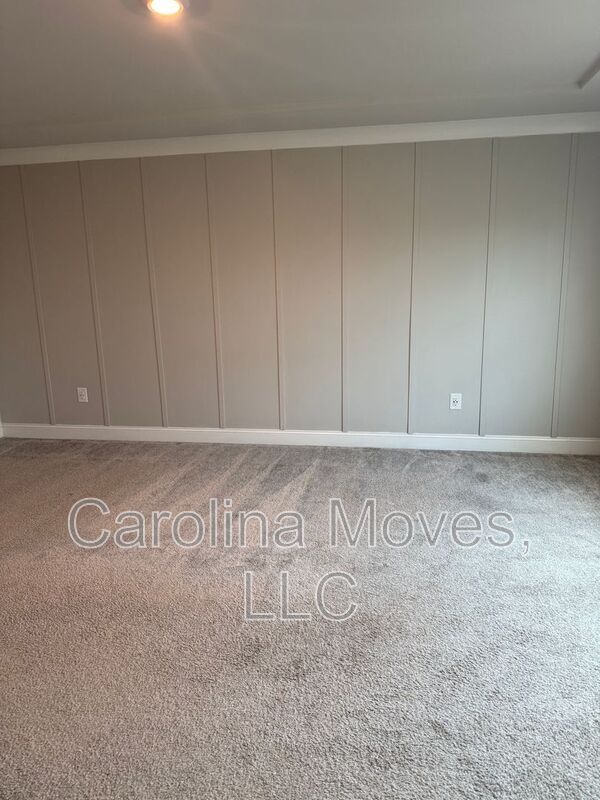 Building Photo - 2103 Greasby Ct