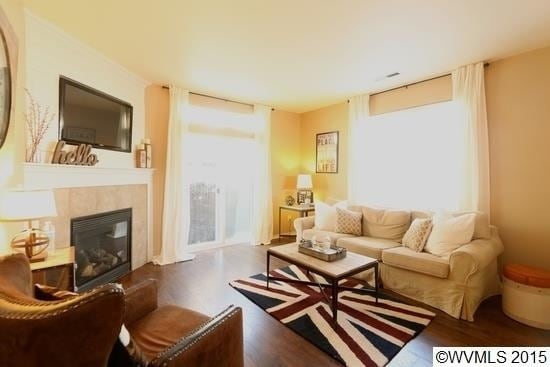 Building Photo - SW Old Mill Area 3 Bdrm, 2 Bath, All Appliances, A/C, Gas Heat/Fireplace, Dbl Garage