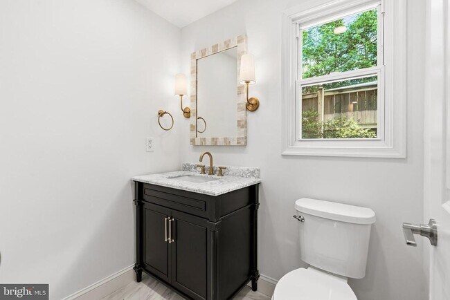 Building Photo - 5605 Wood Way