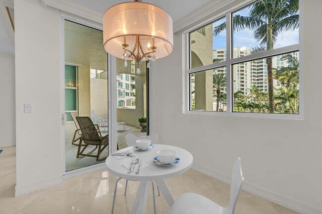 Building Photo - 3700 S Ocean Blvd