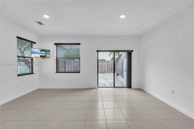 Building Photo - 11563 SW 248th Ln