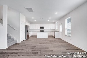 Building Photo - 1648 Viola Ln