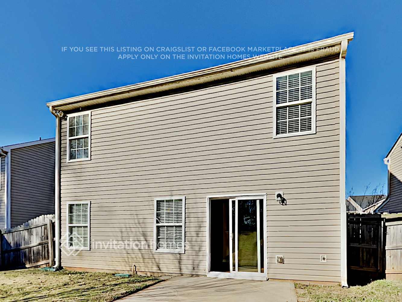Building Photo - 2880 Mayfair Dr
