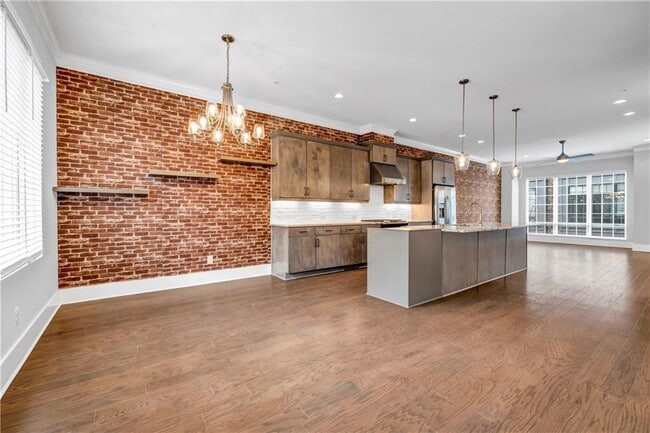 Building Photo - 267 Castleberry Station Dr SW