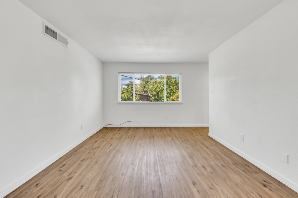Building Photo - 2405 Cava Ct