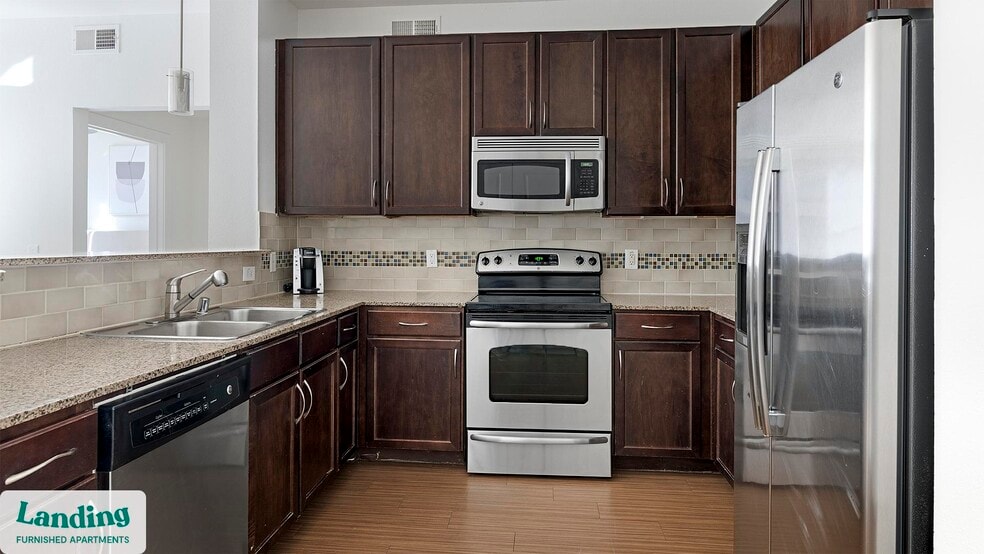 Building Photo - 7373 Valley View Ln