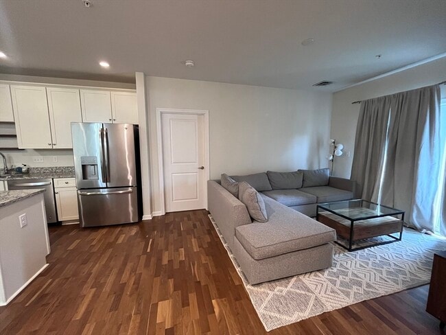 Building Photo - 110 Trotter Rd