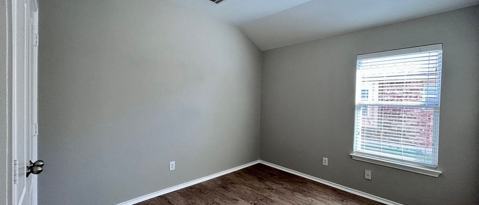 Building Photo - 2037 Rachel Ln