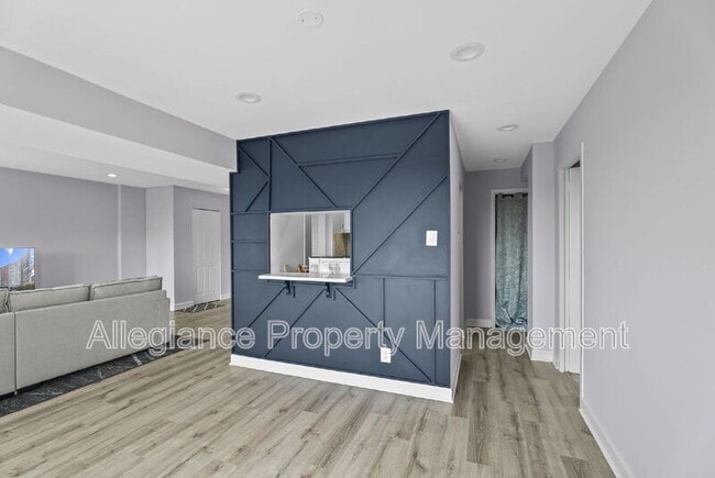 Building Photo - 5340 Holmes Run Pkwy