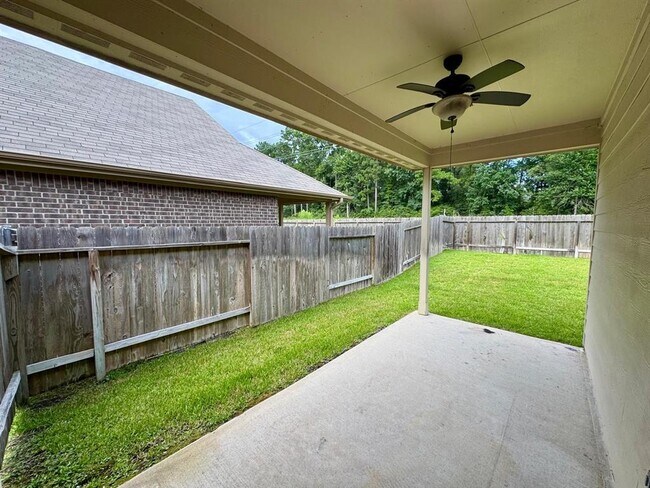 Building Photo - 14110 Silver Falls Ct