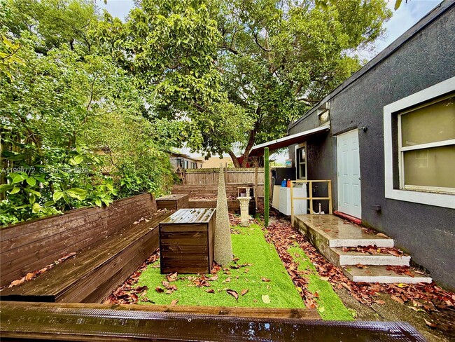 Building Photo - 597 NW 69th St