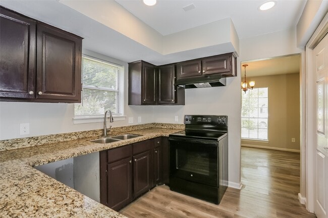Building Photo - 10402 Sagetree Dr