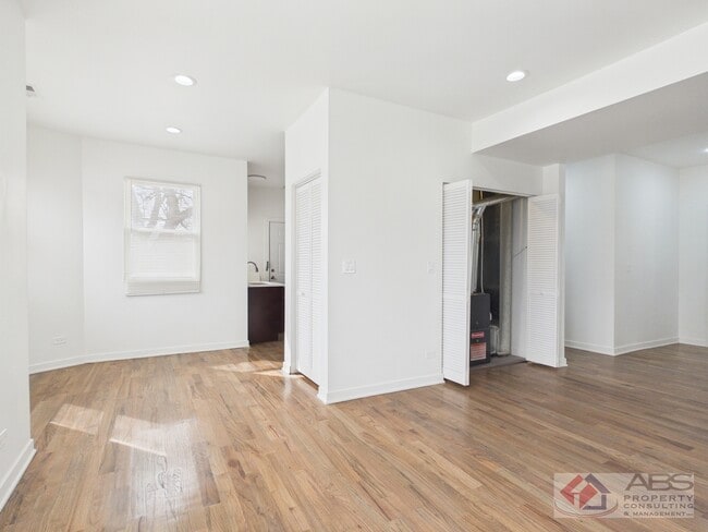 Building Photo - 398 W Lincoln Hwy