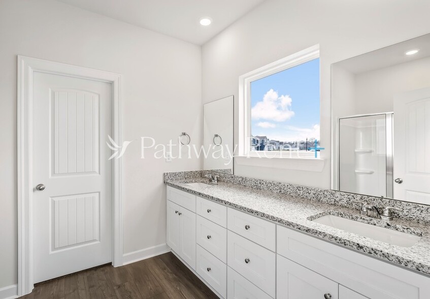 Building Photo - 2411 Nabali Wy