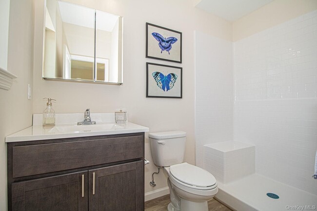 Building Photo - 111 Ashley Ct