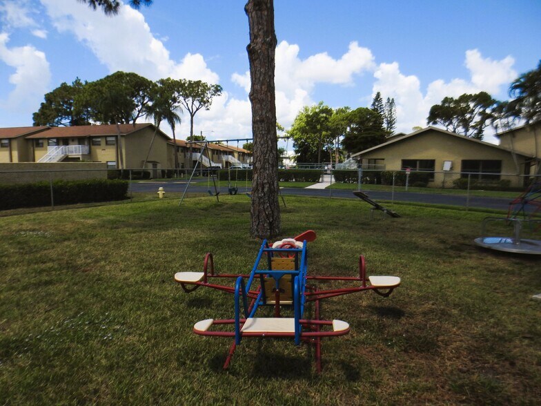 Building Photo - 4789 Orange Grove Blvd