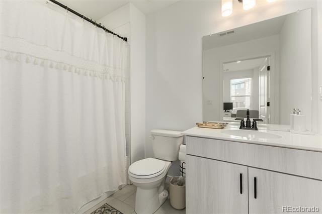 Building Photo - 16722 Umatilla St