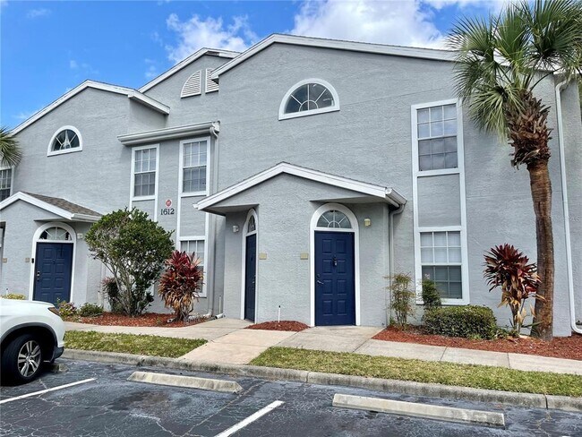 Primary Photo - 1612 Columbia Arms Cir