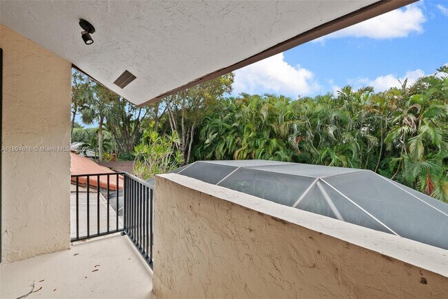 Building Photo - 9340 NW 48th Doral Terrace