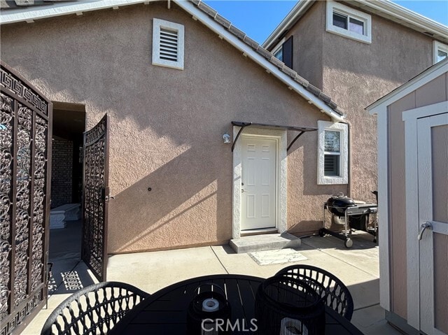 Building Photo - 6863 Persimmon St