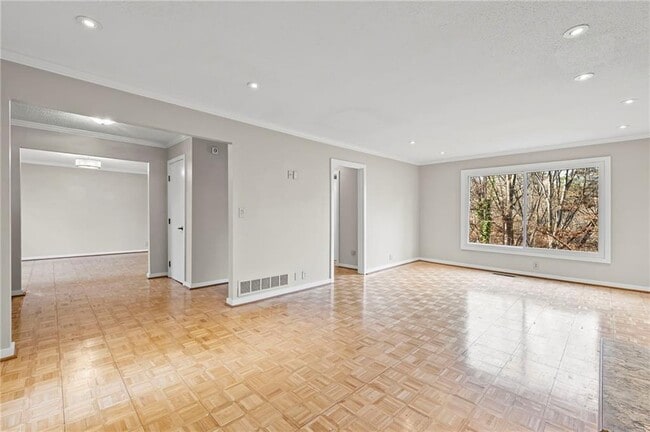 Building Photo - 2710 Margaret Mitchell Dr NW