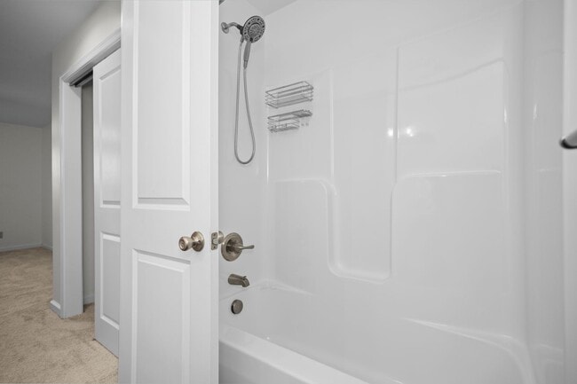 Building Photo - 414 Delaware Ave