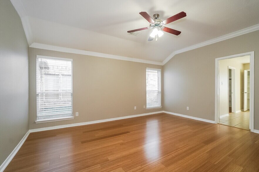 Building Photo - 24223 Camillia Ridge Way