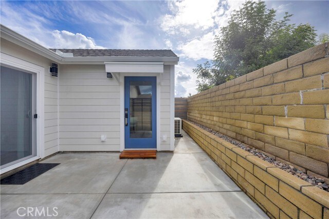 Building Photo - 17764 La Entrada Dr