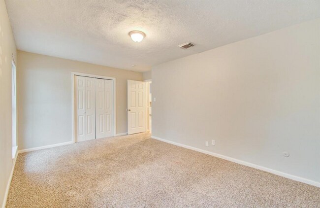 Building Photo - 29502 Raestone St