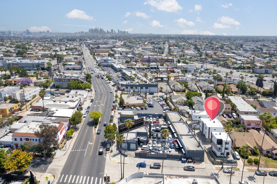 Building Photo - 1416 S Orange Dr