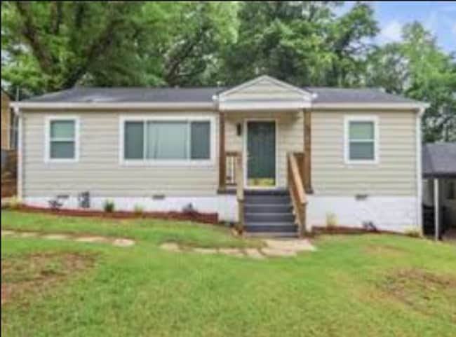 Primary Photo - 3 bed 2 bath in Atlanta!