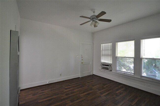 Building Photo - 1517 Bonnie Brae St
