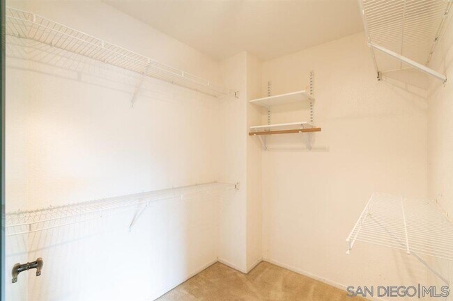 Building Photo - 3781 Ruette De Ville