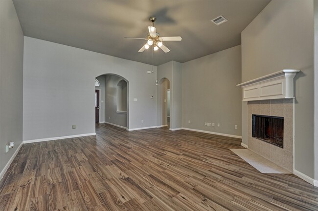 Building Photo - 11118 Creekline Meadow Ct