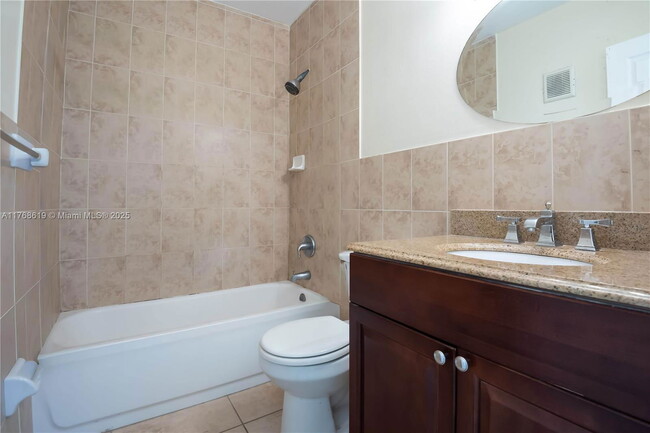 Building Photo - 13903 SW 90th Ave