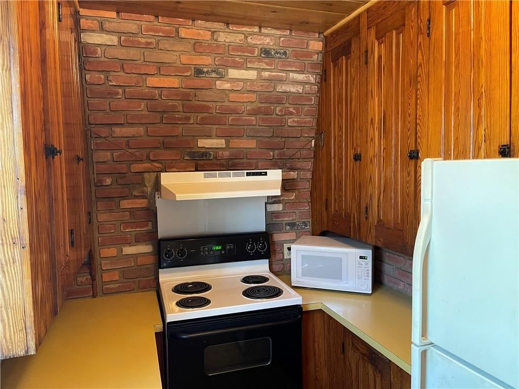 Building Photo - 51 Summer St