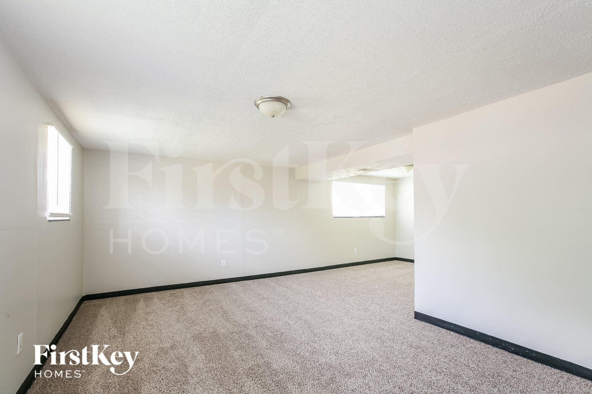 Building Photo - 9431 Pepperidge Dr