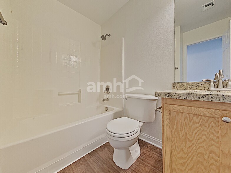 Building Photo - 7960 Imperial Treasure St